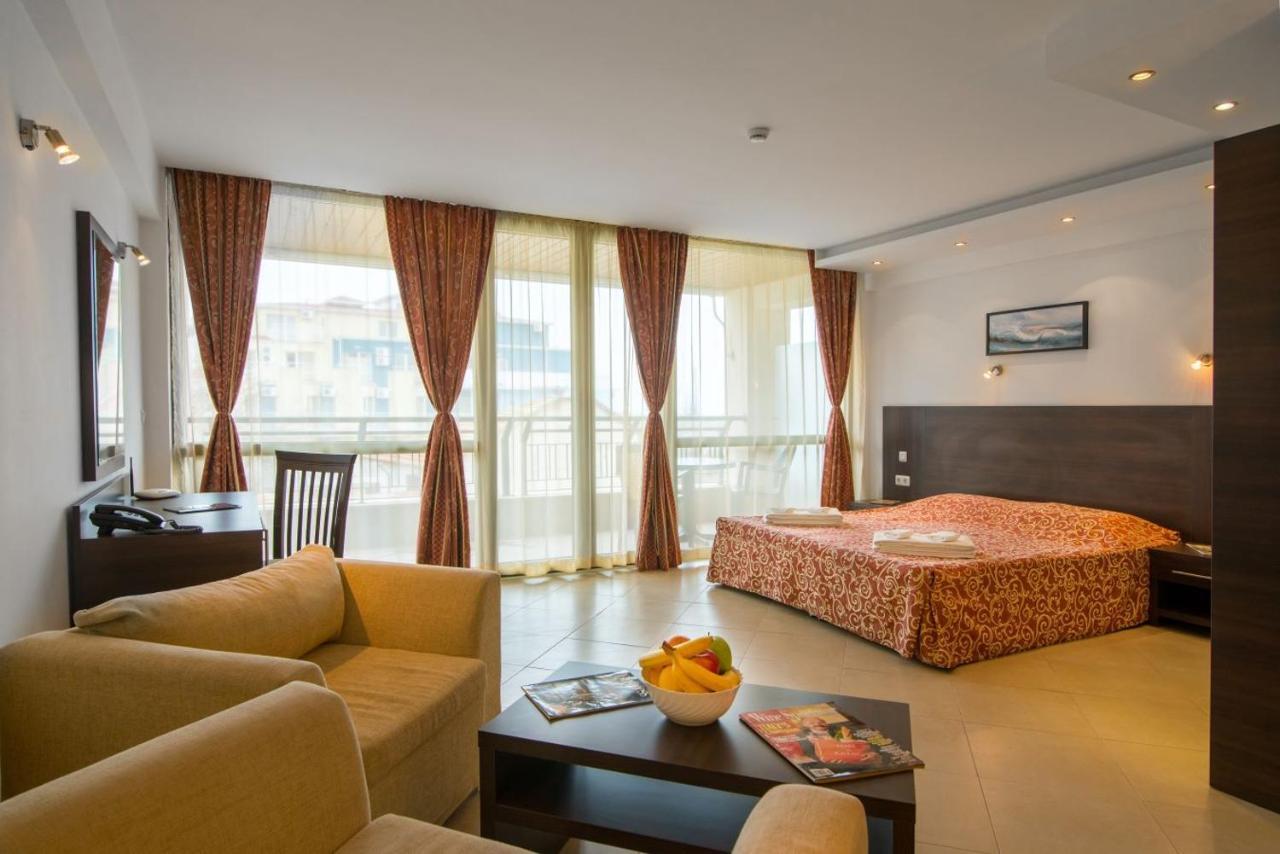 Spacious Studio With Balcony & Pool By The Marina バルチク エクステリア 写真